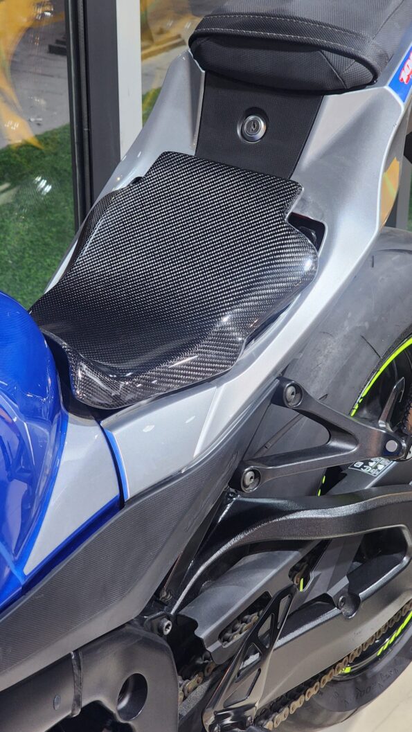 KAMIKAZE CARBON FIBER LOWER SEAT FOR SUZUKI GSXR1000RR 2017+